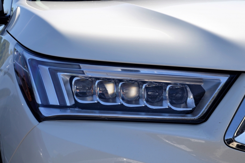 concession-auto-COTIGNAC-min_acura-headlamp-2834131